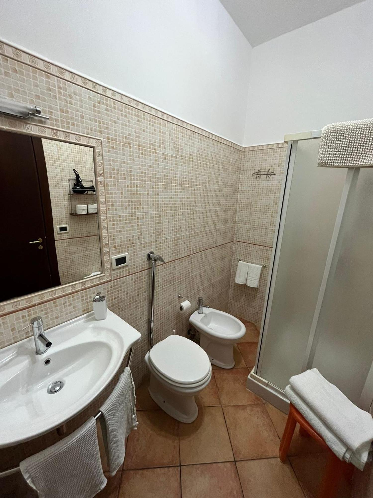 Dormo Da Lia Borgo San Nicola Hotel Mandra Capreria Exterior photo